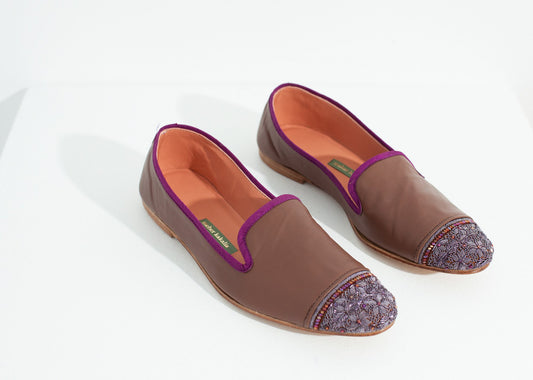 Bizi Cap Toe Loafer in Rose/Aubergine